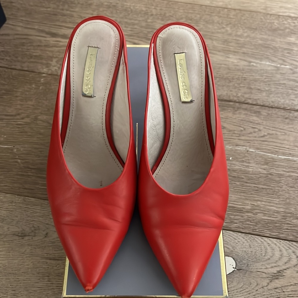 Louise et Cie red slip on heel